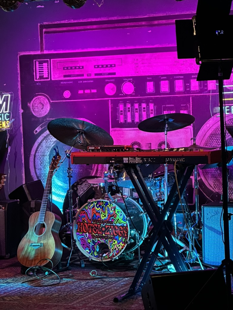Intimate Los Angeles concert in West Hollywood | Saturday 9th May ...
